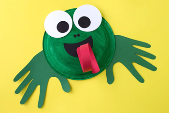 Paper-Plate-Frog-Craft-4